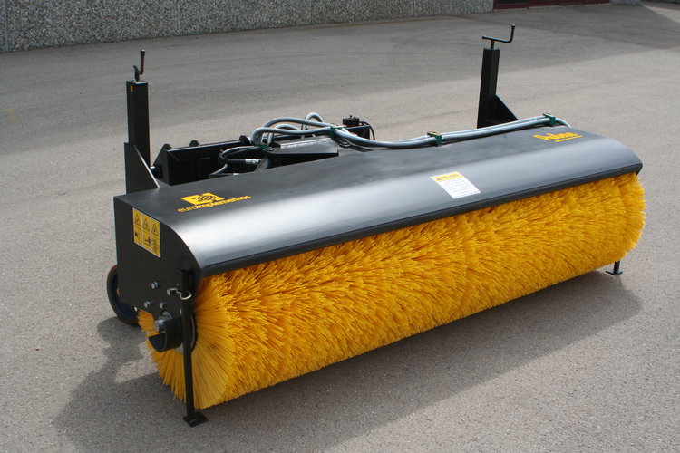 EI ATTACHMENTS ROTARY HYDRAULIC ANGLE SKID STEER BROOM 85" WORKING WIDTH