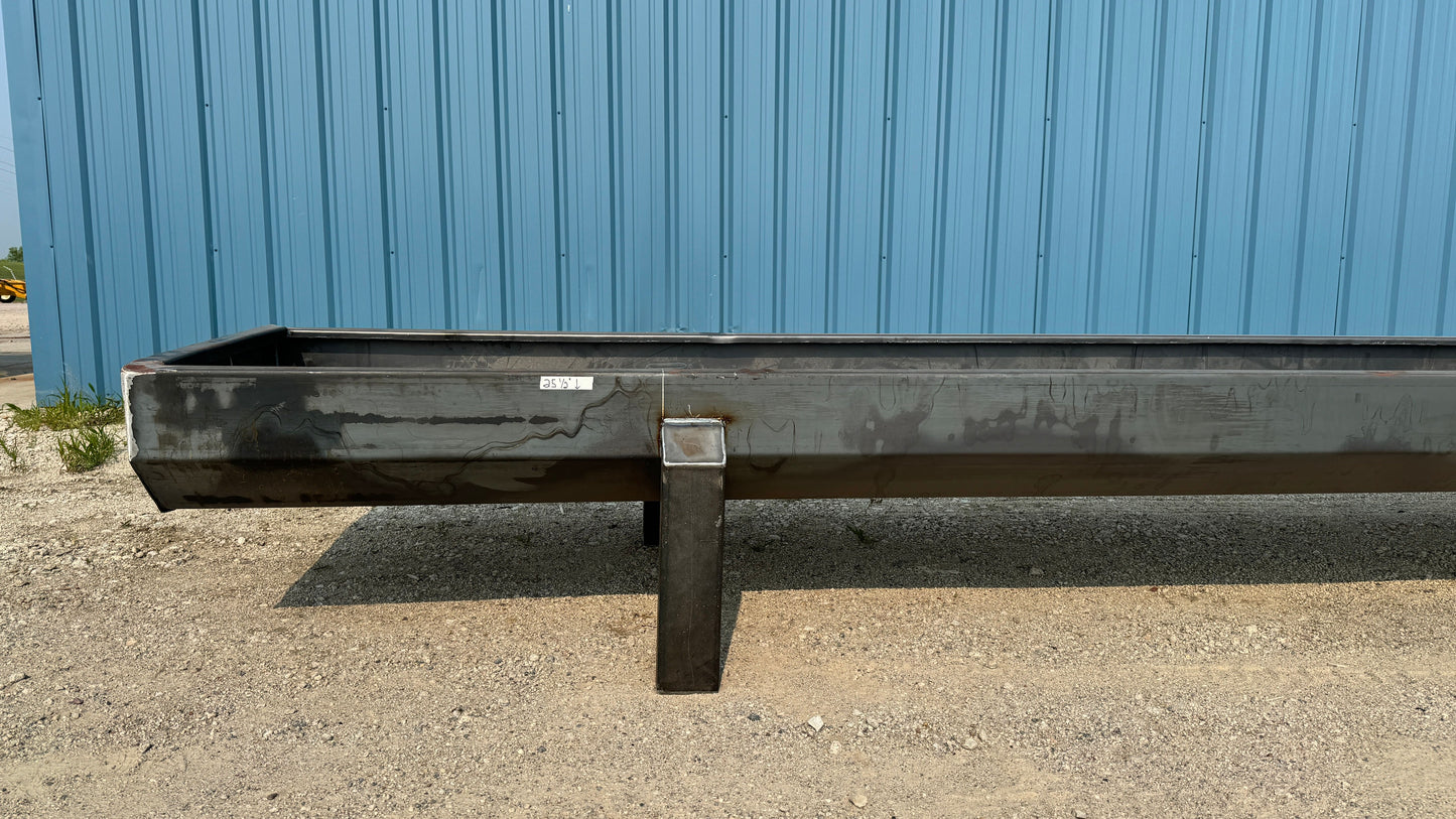 Apache Bunk Feeder | Model 20' | 36" Width | 10-Gauge Steel | 4-Leg | For Cattle & Livestock