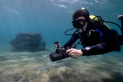 Lefeet Underwater Scooter | Model P1 Standard & P1 XR | Length 9.72"–15.79" | Width 12.40" | Height 5.12" | 9 & 13 kgf Thrust | 60m Depth | 60–90 Min Runtime | For Scuba, Freediving & SUP