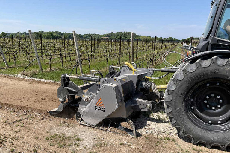 FAE | STCL & STCL/DT Stone Crusher | Models 100 to 200 | Width 43.7" To 81.5" | Crushes Stone Up to 6" Inches Deep | Horsepower 70–150 HP | For Tractors