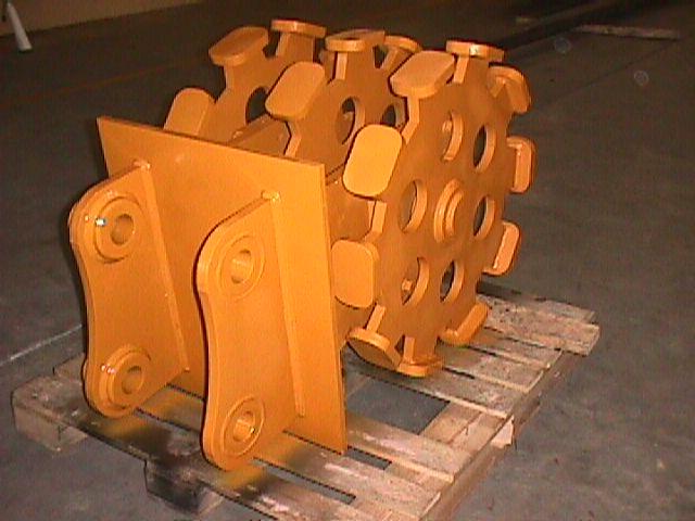 IS ATTACHMENT AR400 STEEL COMPACTION WHEEL FOR 7000 TO 39000 LBS MACHINE