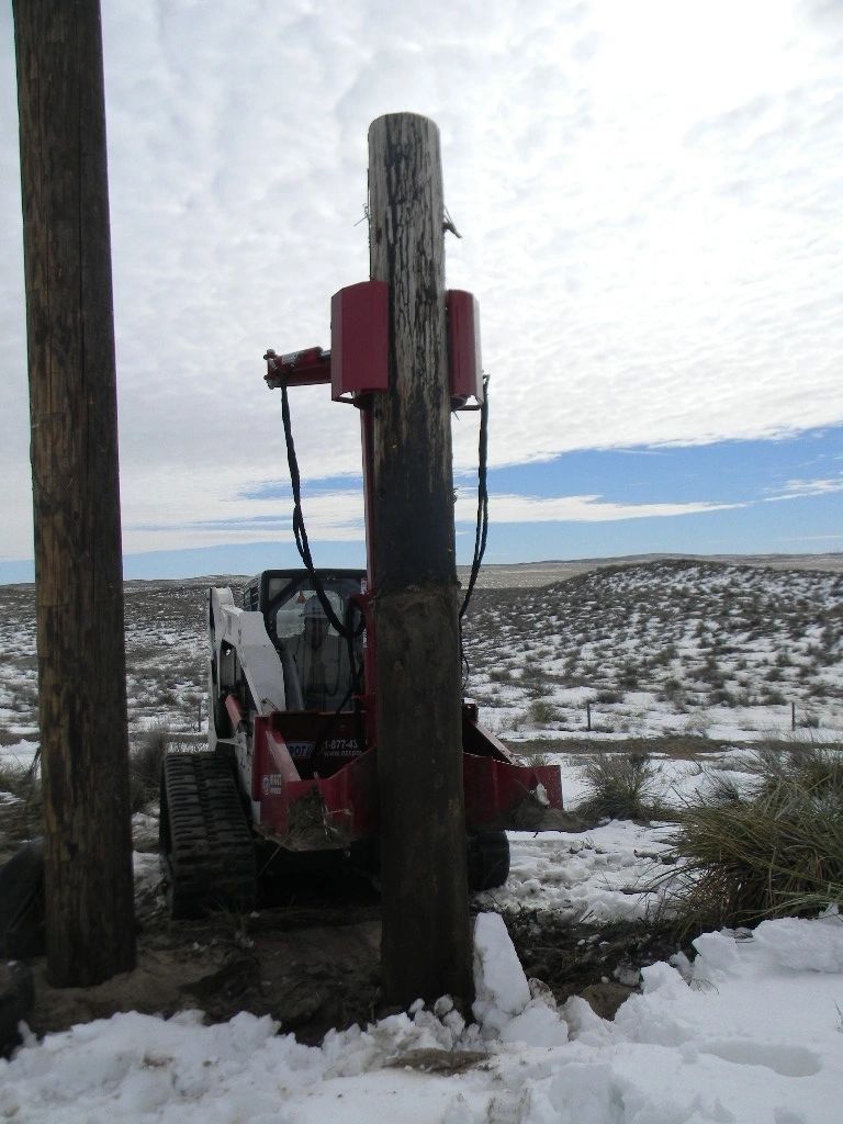EZ Spot UR Attachment Pole Jack | Model EZ-PJ001 | Jaw Opening Range 9"–31" | 20–30 GPM | 3–5 Tons | For Skid Steer, Compact Track Loaders, Wheel Loaders, Excavators, Mini Excavators, Telehandlers & Backhoes