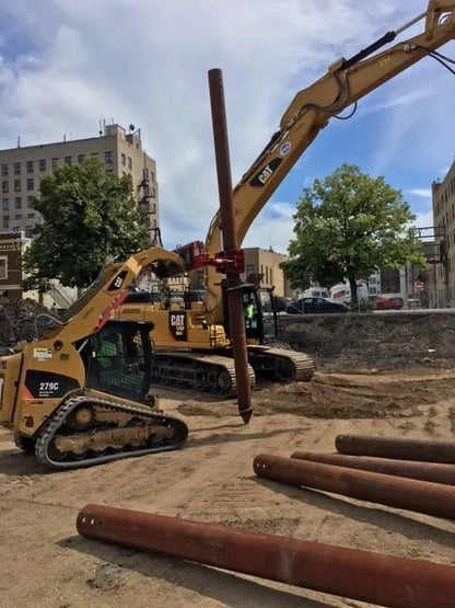 Ez Spot Ur Attachment 5 Finger Rock & Tree Hand | Model EZ-2010 | 42" Opening | 20–30 GPM | 3–5 Ton | For Skid Steer, Compact Track Loaders, Wheel Loaders, Excavators, Mini Excavators, Telehandlers & Backhoes