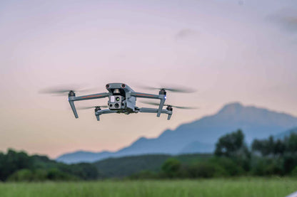 Autel Robotics EVO MAX 4T‑XE Bundle | 42 min Flight | SkyLink 3.0 | 2 Free Batteries + 1 Multi‑Charger (Summer Campaign)