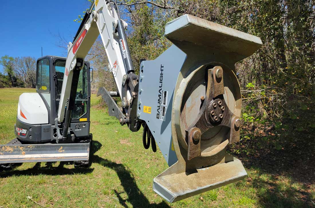 Baumalight Rotary Brush Cutter | Model CXC-530 | Cutting Width 30" | Machine Size 3-11 Tons | For Excavators