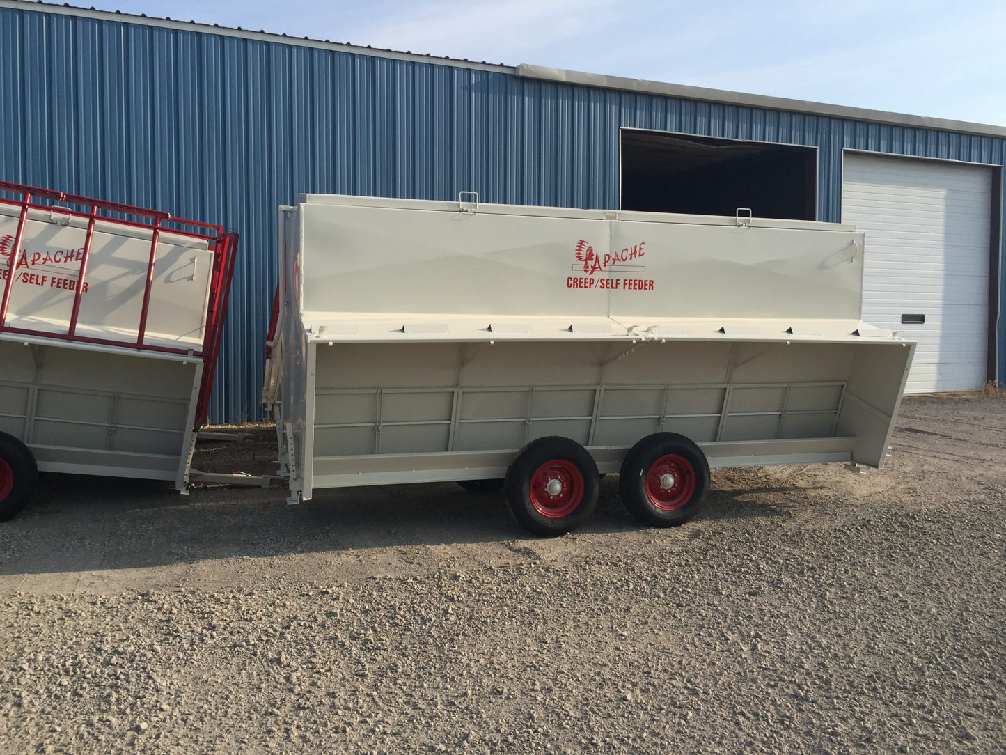 Apache Equipment 300 Creep/Self Feeder | Length 16' | Capacity 300 Bushel | Portable & Skid | Heavy‑Duty Steel & Galvanized Options | For Daily Feeding Pressure