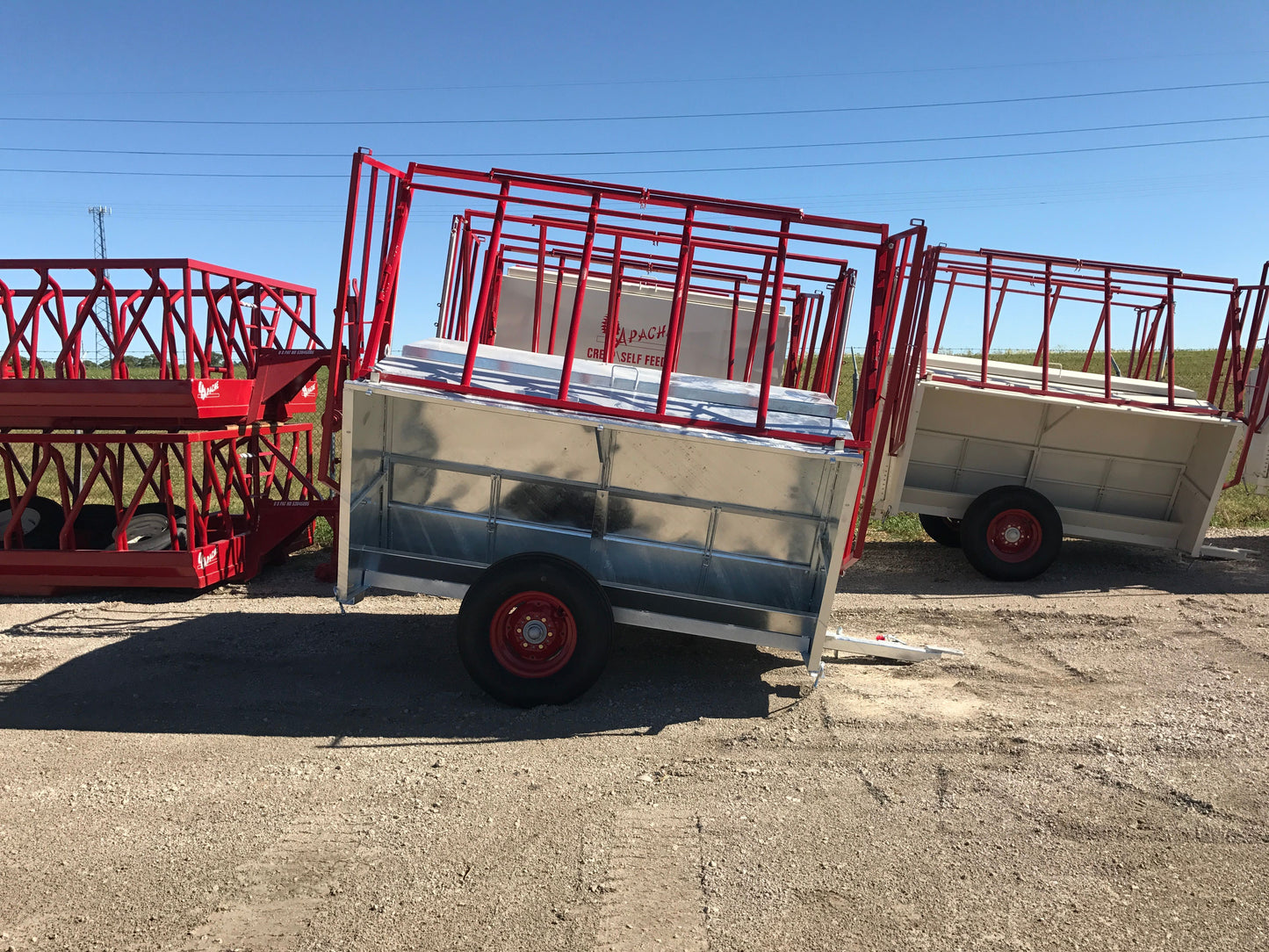 Apache Equipment 70 Creep/Self Feeder | Length 8' | Capacity 70 Bushel | Portable & Skid | For Daily Feeding Pressure