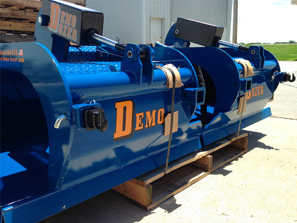 Demo Dozer Skid Steer Grapple Attachment | DD Series | Width 66" - 84" | 20–30 GPM | For Skid Steers