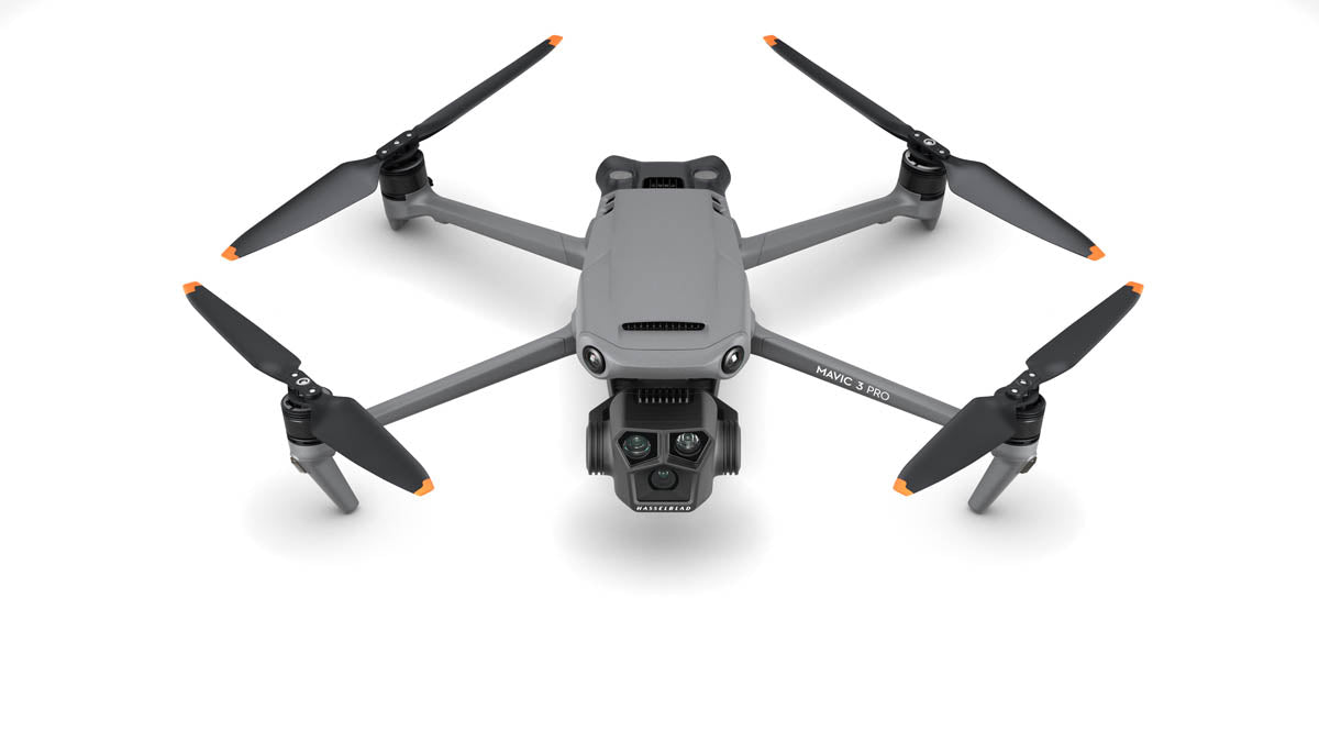 DJI MAVIC 3 PRO FLY MORE COMBO WITH DJI RC