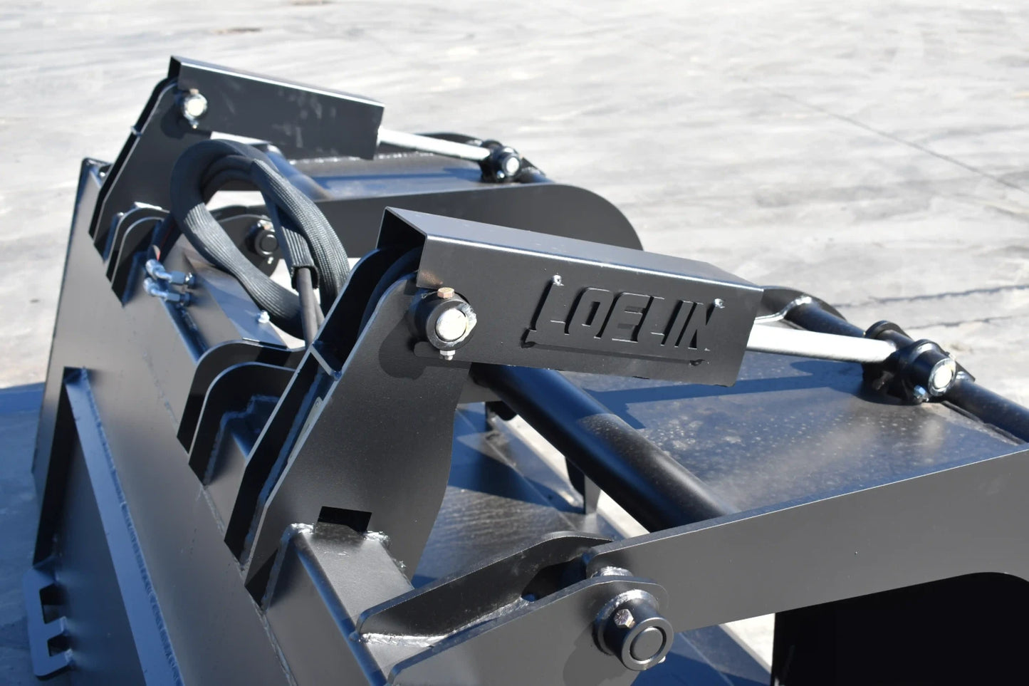 Loflin Fabrication Monster Grapple Bucket | 72" To 96" Width | Hydraulic Flow 44 To 86 GPM | For Skid Steers