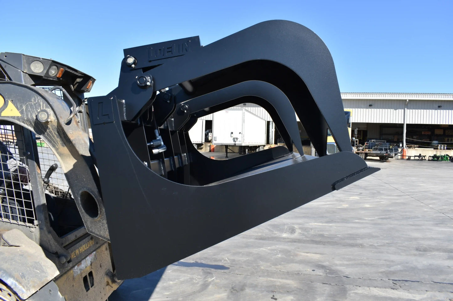 Loflin Fabrication Monster Grapple Bucket | 72" To 96" Width | Hydraulic Flow 44 To 86 GPM | For Skid Steers