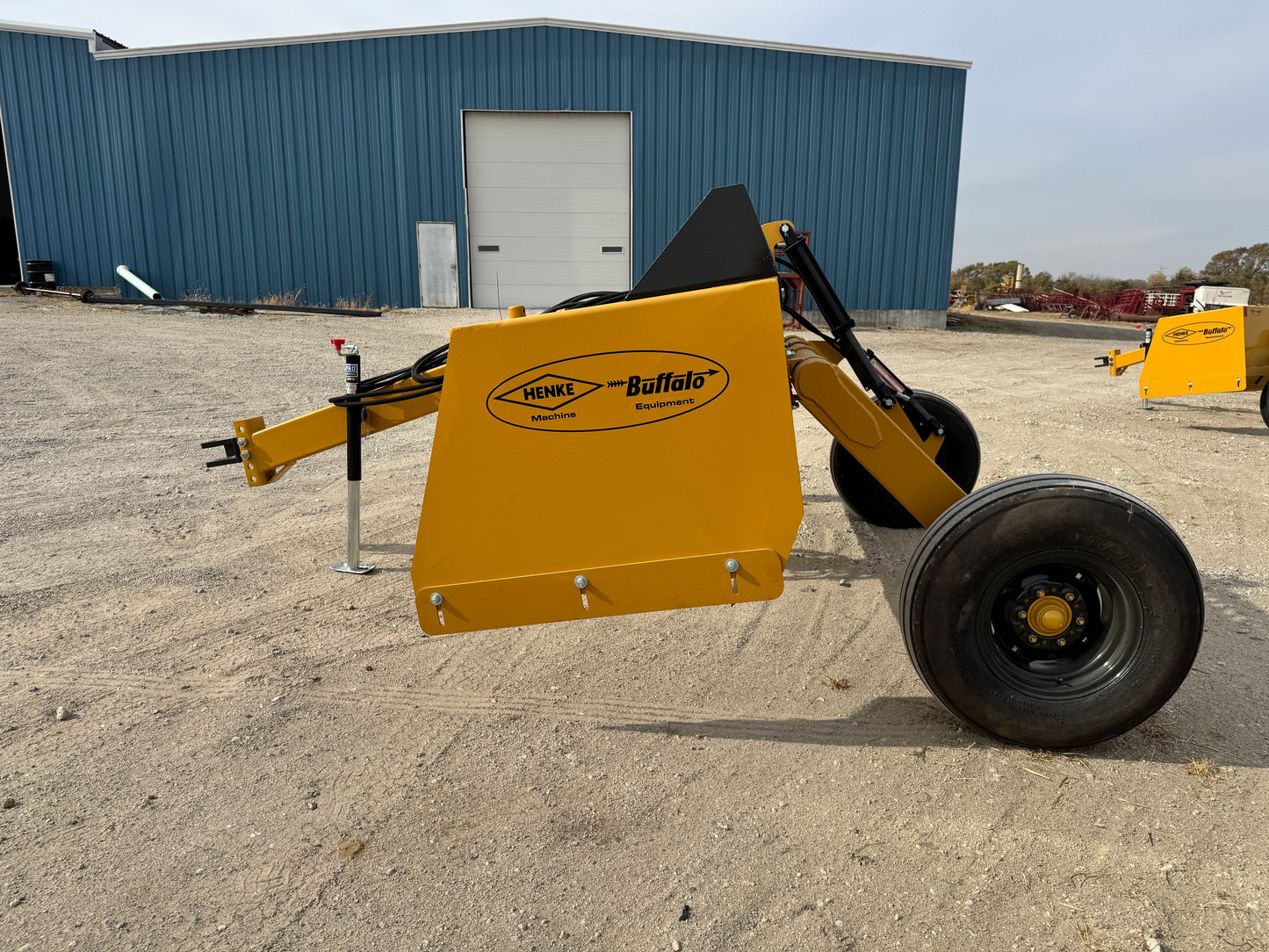 Apache Henke Buffalo 10' Estate II Scraper | Working Width 10' | 125–225 HP | For Tractors
