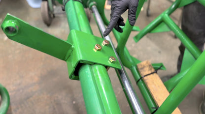 Little Buck Loader, LLC – JD Talon Mechanical Grapple | No Additional Hydraulics | Horsepower 24–25 HP | For Tractors