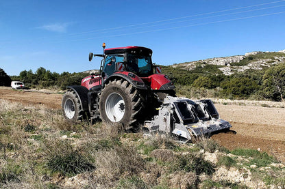 FAE | RSM Stone Crusher | Model 200 To 225 | Width 81.9" To 91.3" | Crushes Stone Up to 20 Inches, 16 Inches Deep | Horsepower 200 To 360 HP | For Tractors