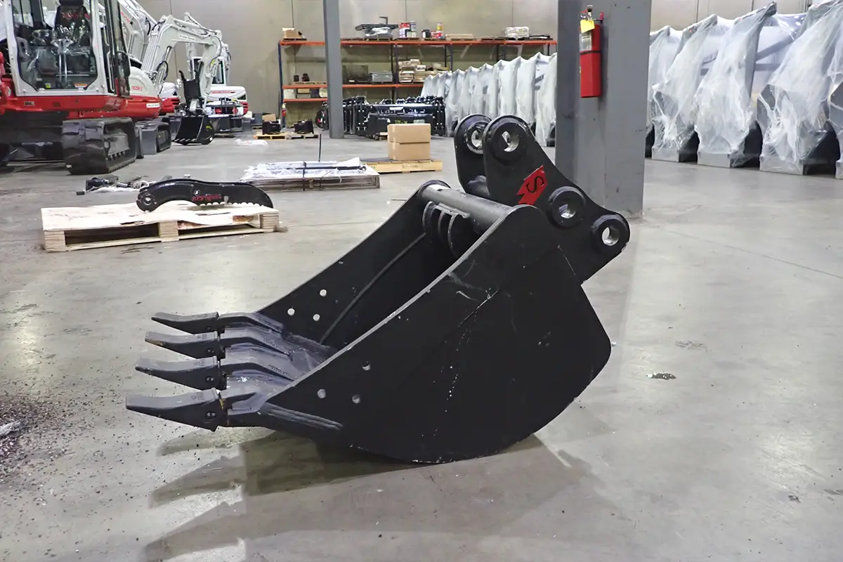 Solesbees Bucket | SEB Series | Width 12" - 72" | 2 - 39.5 Tons | For Excavators