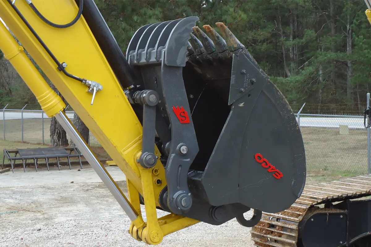 Solesbee’s Hydraulic Progressive Link Thumb | SPT Series | Width 25"-40" | Machine Size 16.5 – 39.5 Tons | For Excavators