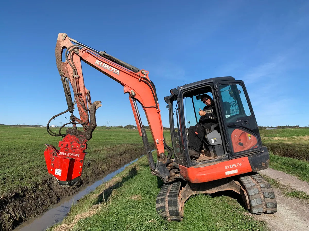 Ditch Doctor Excavator Ditch Trencher | Model DD15 | 12-45 GPM | Weight 800 lbs | For Excavator