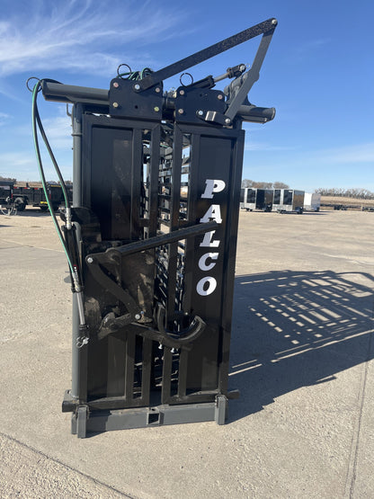 Palco Premium Hydraulic Chute | Model HSP12 | Width 53" | 2,200 LBS | For Cattle Operations & Ranches