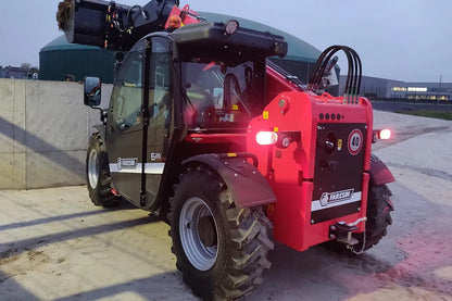 Faresin USA Telehandler | Model Small Range FT‑5719 | Lift Height 19′ 4″ | Capacity 5,732 lbs | 69.3 HP Stage V Engine | For Agriculture & Construction