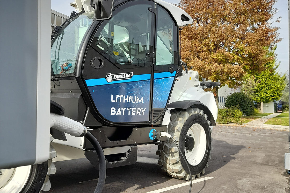 Faresin USA Full Electric Telehandler | Model Big Range FR Series | Lift Height 44.6–53.8 ft | Capacity 8,400–9,000 lbs | For Construction & Agriculture