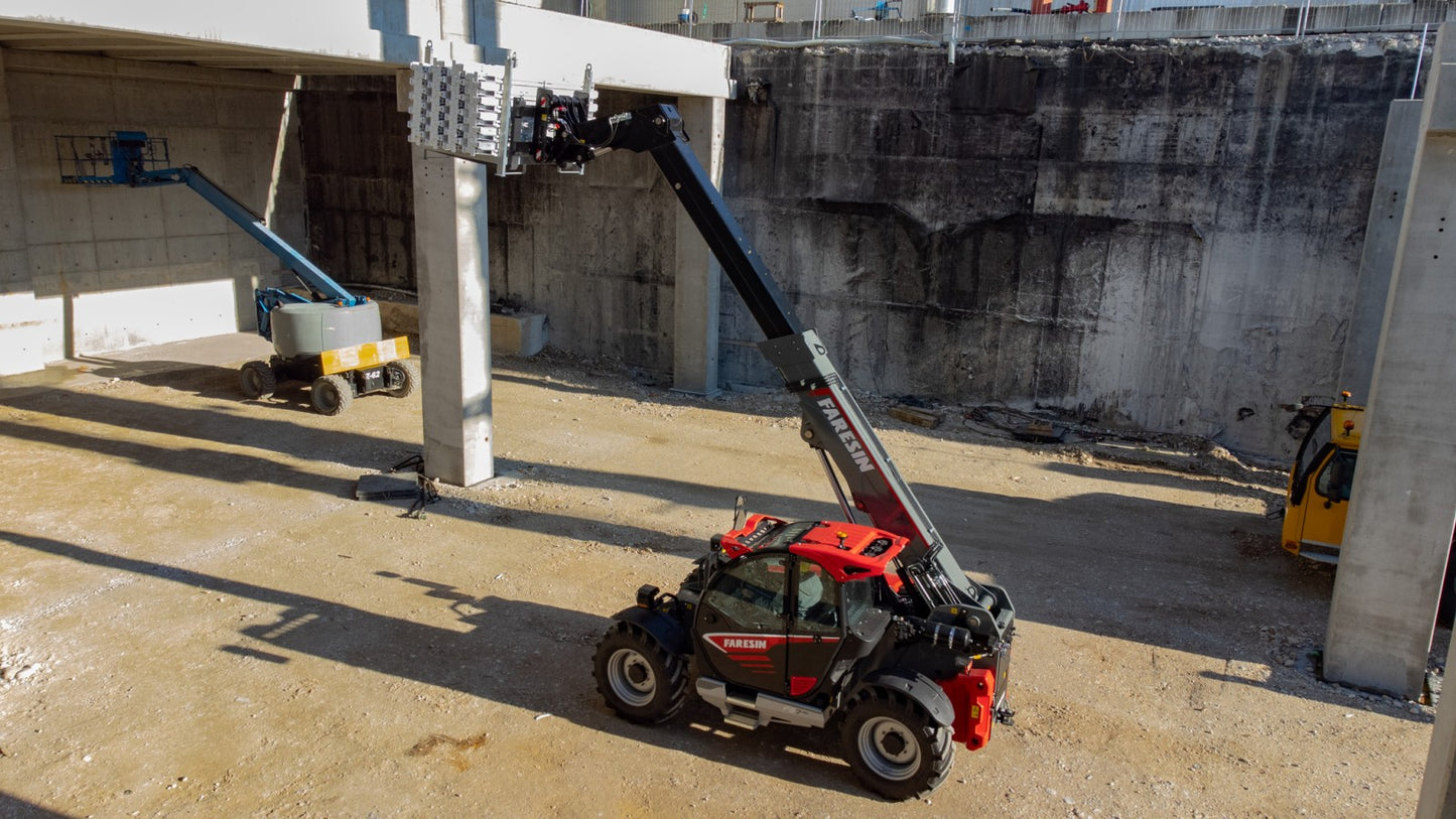 Faresin USA FS Middle Series Telehandler | Model FT-8823 | Lift Height 23′ 3″ | Capacity 8,818 lbs | For Construction & Agriculture