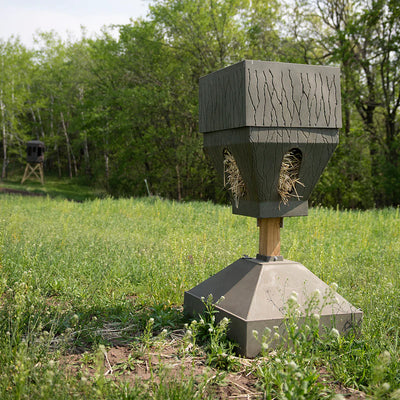 Bank Outdoors Haybank Hay Feeder | Model HB300 | Capacity 1‑Bale | Elevated Gravity Feed System | 4 Feed Ports | For Deer, Horses & Livestock