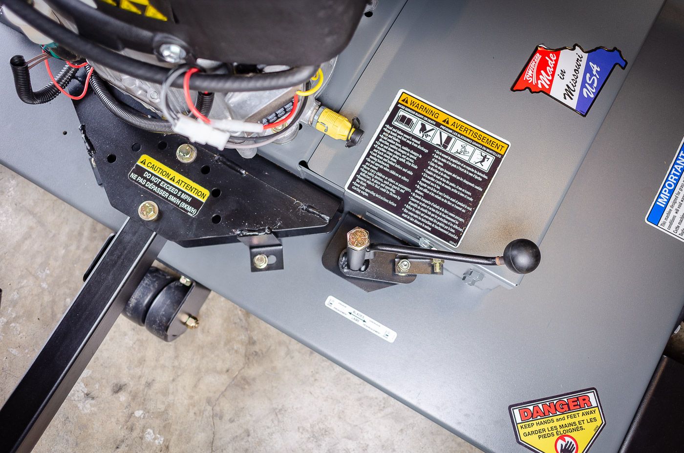 Swisher Fast Finish Finish Cut Mower | Model FC11544BS-A | 44" Cutting Width | 11.5 HP Briggs & Stratton Engine | Horsepower 15 To 20 HP | For Lawn Tractors, ATVs & UTVs