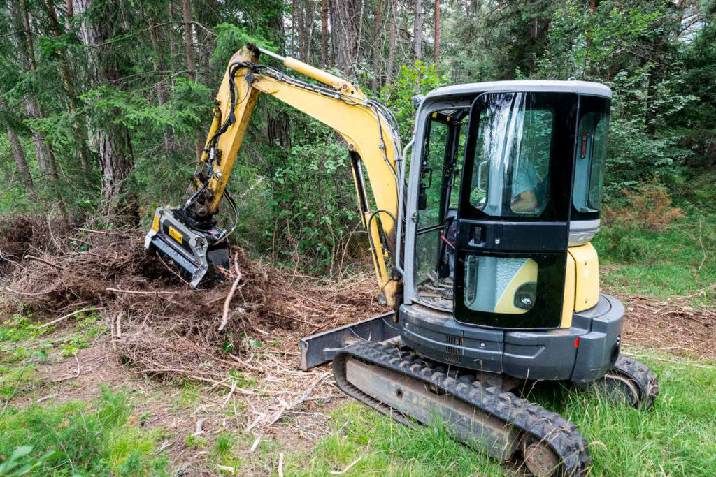 FAE | BL1/EX & VT Forestry Mulcher | Model BL1/EX-75 & BL1/EX/VT-75 | Width 31.5" | Machine Size 5 To 7.5 t | For Excavator