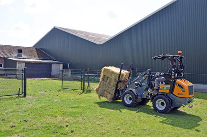 Tobroco-GiANT | Compact Wheel Loaders | G1200, G2200E & G2700HD | 36–43 mm Width | 25–50 HP | For Landscaping, Agriculture & Construction