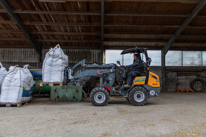 Tobroco-GiANT | Compact Wheel Loaders | G1200, G2200E & G2700HD | 36–43 mm Width | 25–50 HP | For Landscaping, Agriculture & Construction