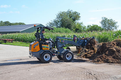 Tobroco-GiANT | Compact Wheel Loaders | G1200, G2200E & G2700HD | 36–43 mm Width | 25–50 HP | For Landscaping, Agriculture & Construction