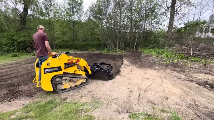 Baumalight Mini Track Loader | Model TRL630D | 24.8 HP Kubota | 2-Speed | 10.5 GPM