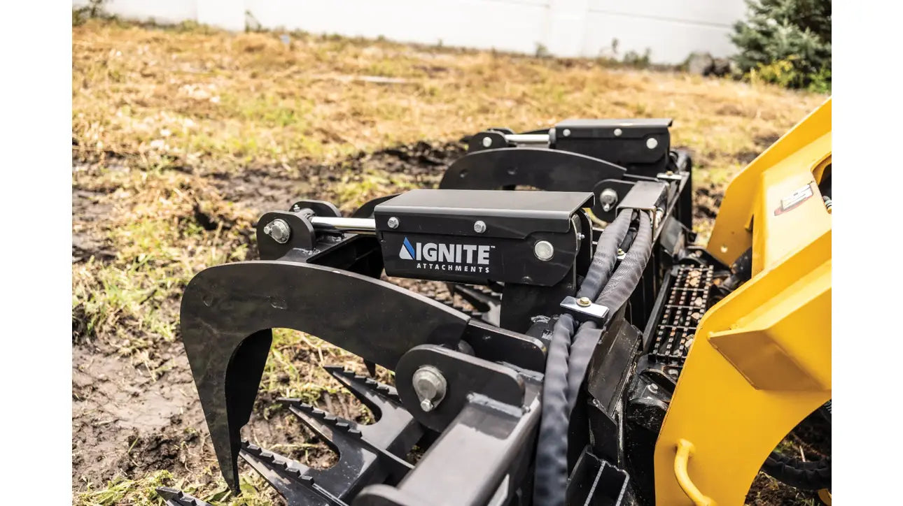 Ignite Attachments Root Grapple | Width 67.9" | Grapple Width 67.1" | Hydraulic Flow 15-25 GPM | For Skid Steers
