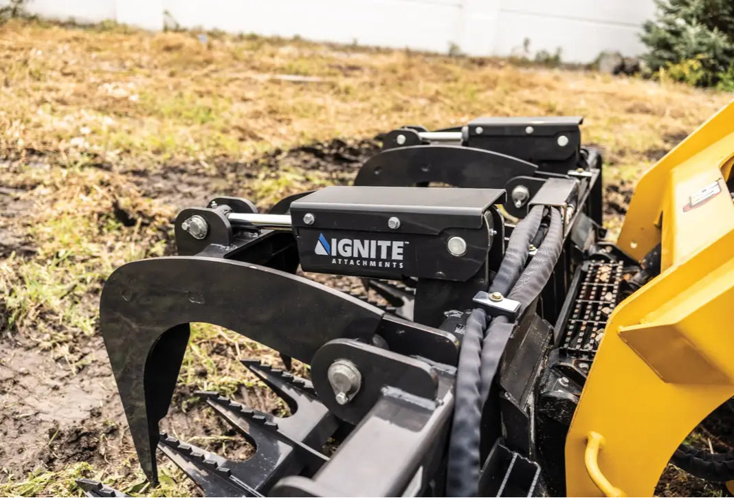 Ignite Attachments Root Grapple | Width 67.9" | Grapple Width 67.1" | Hydraulic Flow 15-25 GPM | For Skid Steers