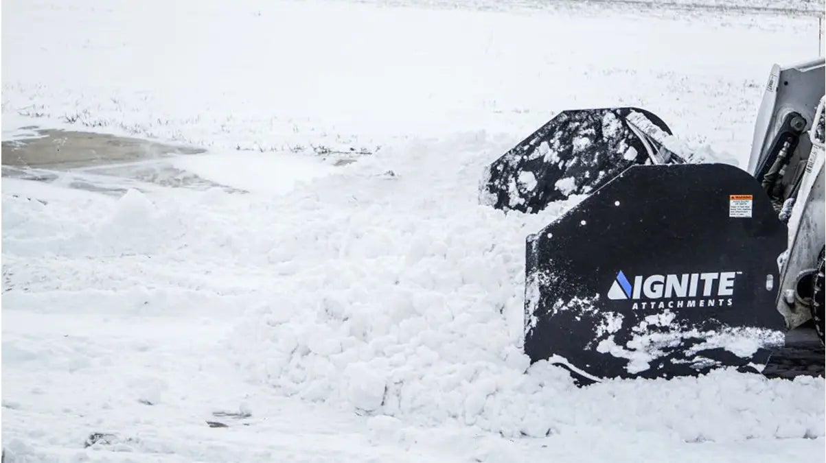 Ignite Attachments Universal Quick Attach Snow Pusher | Working Width 69” | Hydraulic Flow 30-60 GPM | For Skid Steers