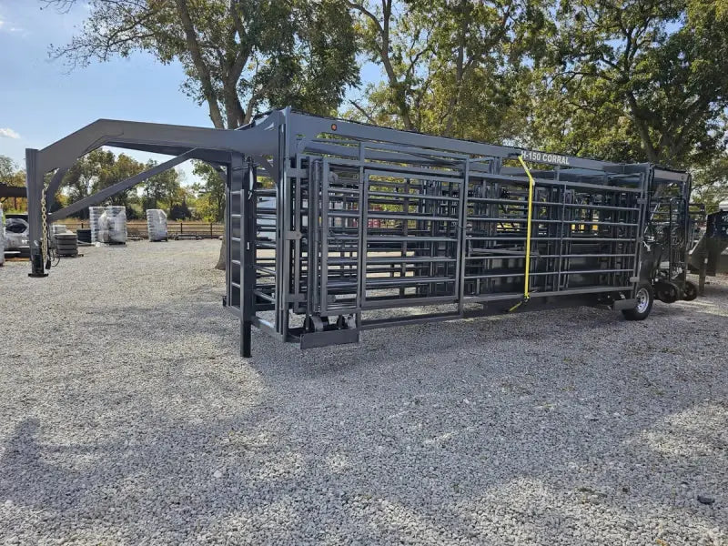Palco Hydraulic Portable Corral | Model Portable Corral | 100 Cows | Ranch Facilities