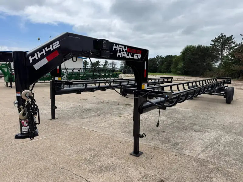 Hay Hauler inline Hay Trailer | Model HH42 | Size 42' | 250–350 HP | For Gooseneck Pickup Truck