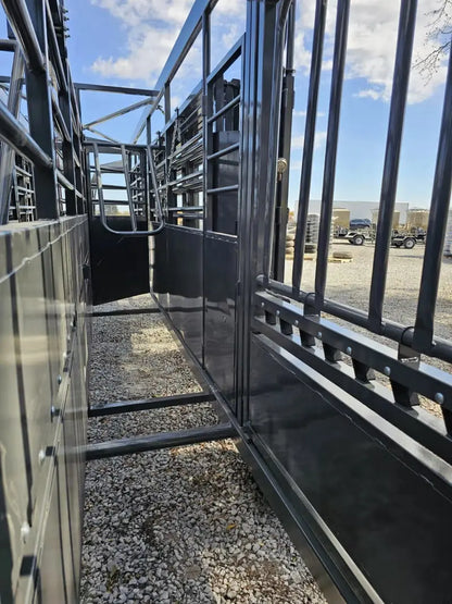 Palco Hydraulic Portable Corral | Model Portable Corral | 100 Cows | Ranch Facilities