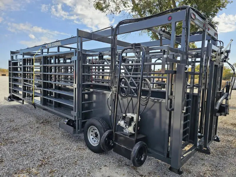 Palco Hydraulic Portable Corral | Model Portable Corral | 100 Cows | Ranch Facilities