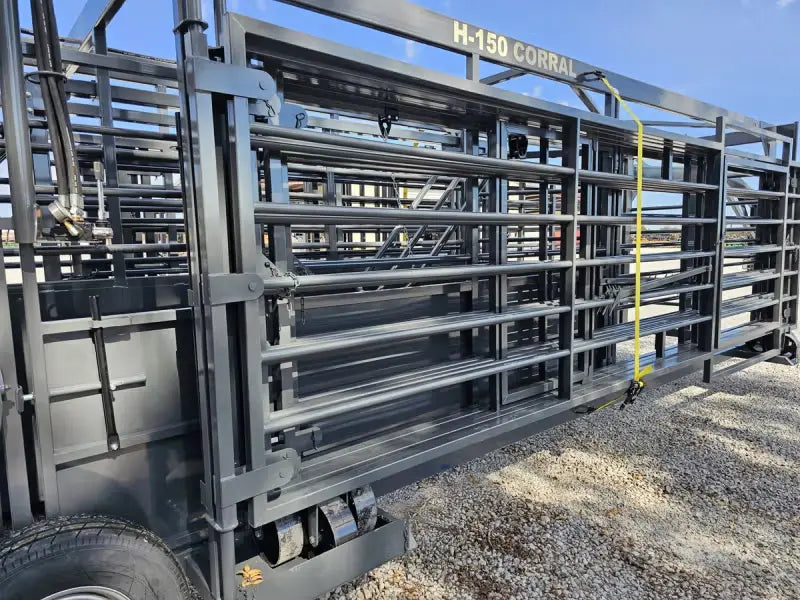 Palco Hydraulic Portable Corral | Model Portable Corral | 100 Cows | Ranch Facilities