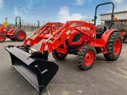 Kioti DK5520M Manual Tractor with Loader | 55 HP Gross Power Diesel Engine | 63" Width|3-Point Hitch & Synchronized Shuttle