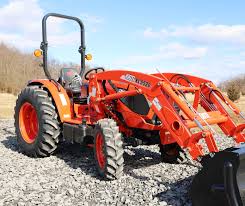 Kioti DK4520M Manual Tractor With Loader | 45 HP Gross Power Diesel Engine |  63" Width |High Ground Clearance & Synchronized Shuttle