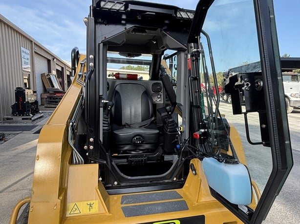 ASV Skid Steer | Model Posi-Track VT80 Forestry | 17.7" Track Width | 34 GPM High Flow Hydraulics @ 3,480 PSI | 74 HP Yanmar Engine | For Forestry Mulching & Land Clearing Operations