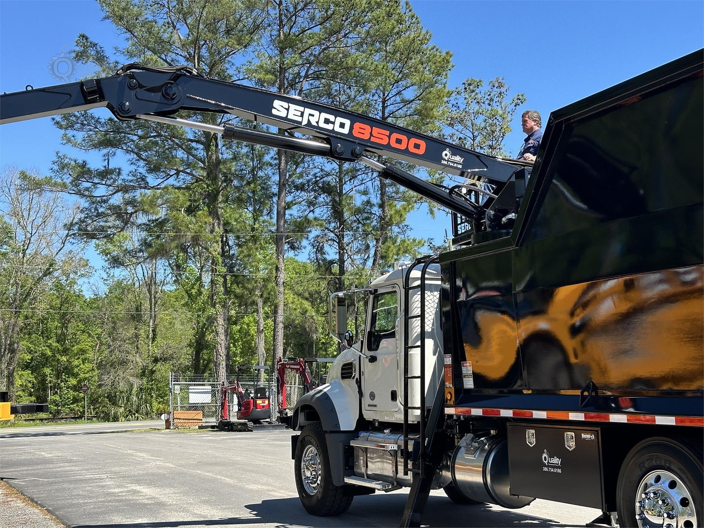 2025 MACK GRANITE 64FR | 445 HP | GRAPPLE TRUCK