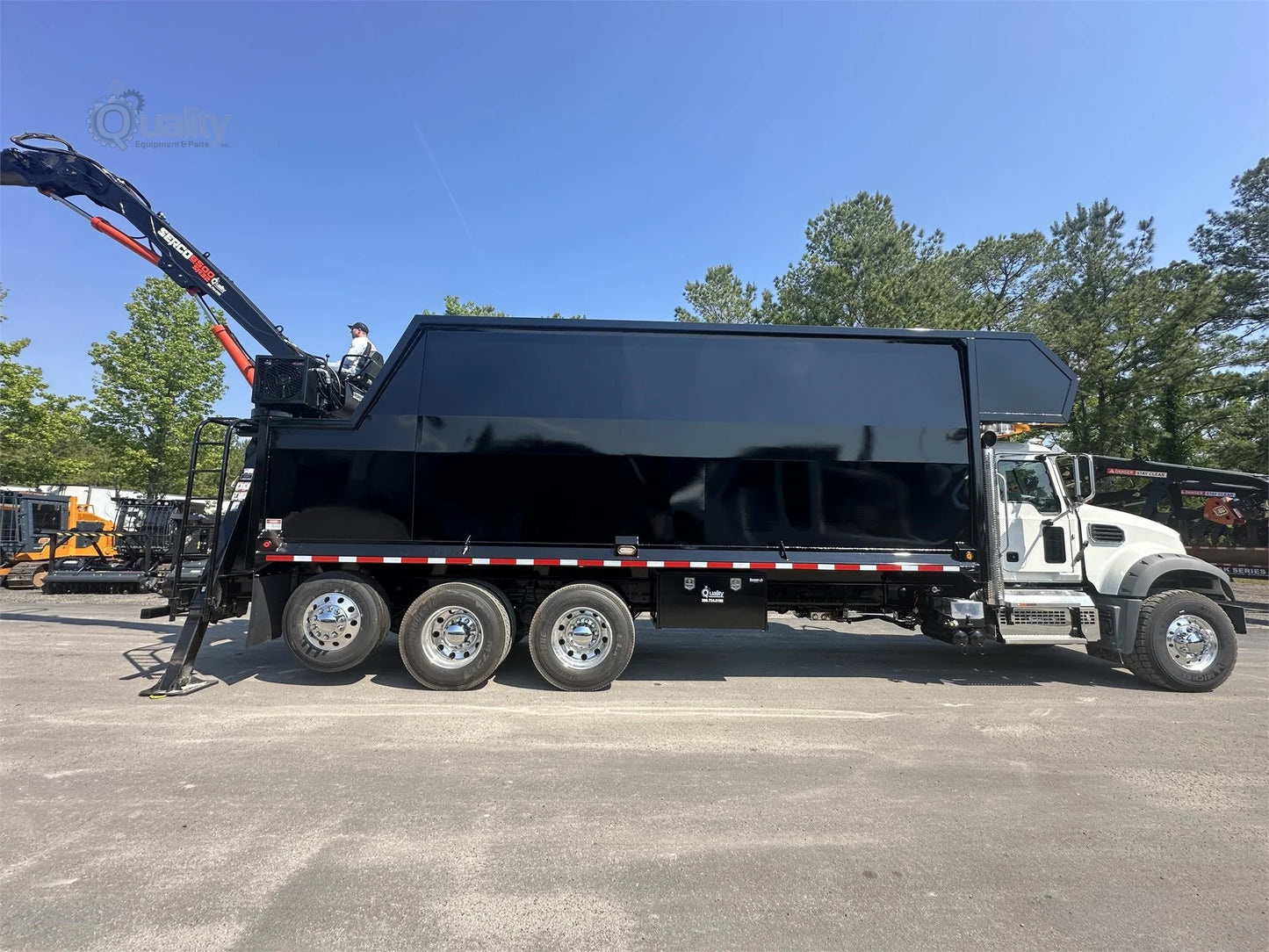 2025 MACK GRANITE 84FR | 505 HP | GRAPPLE TRUCK