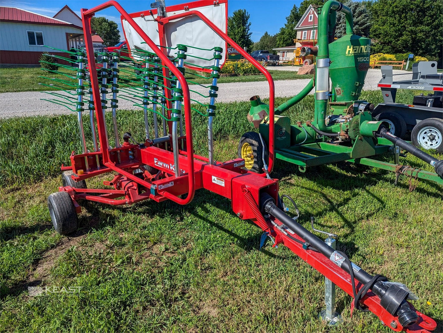 Farm King Rotary Rake | RR-420 Model | Working Width 13.8'  | Weight 1,411  Lbs | For Tractors