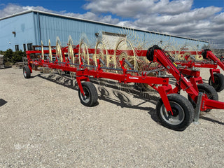Farm King Easy Rake | RE-14 Model | Working Width 27' 2" | Weight 4,320 Lbs | Horsepower 40 HP | For Tractors
