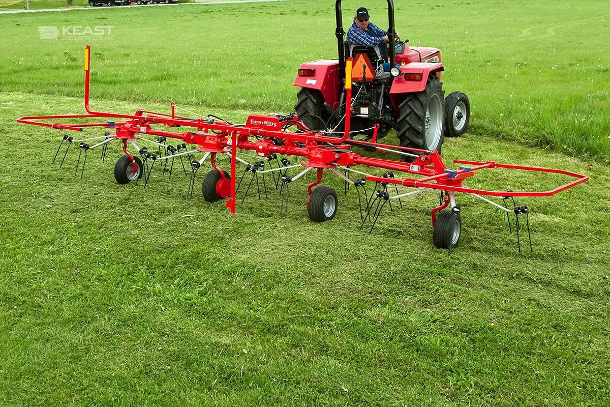 Farm King Tedder | RT-24 Model | Working Width 24' | Horsepower 30 HP | For Tractors