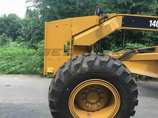 Bedrock Attachments Push Block | Model MP06 | Width: 22.4" | Weight: 0.76 Ton | For Volvo Motor Grader