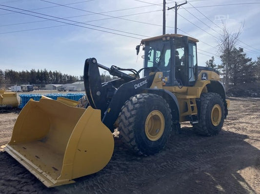 Bedrock Attachments Quick Coupler Bucket | Width 108" | Model WLB938FC-108-2.7 | Capacity 2.7 m³ | For Wheel Loaders